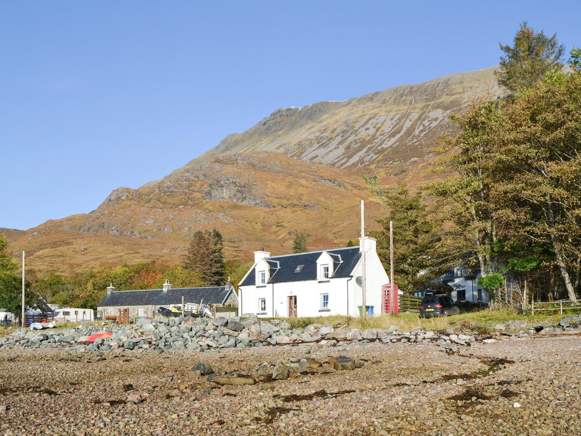 Shore Cottage Arnisdale 외부 사진